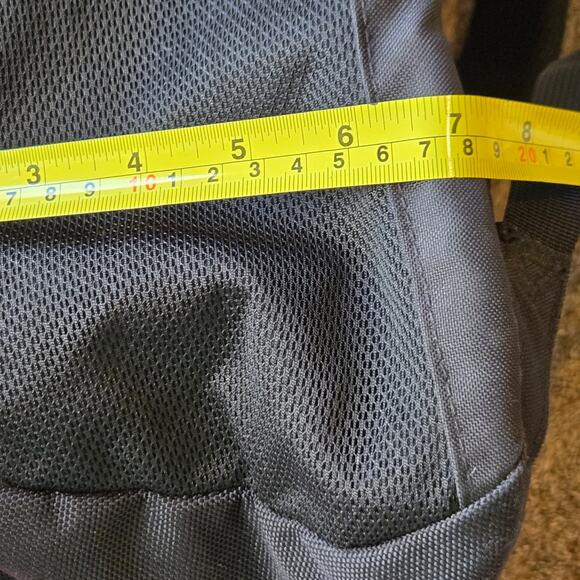 The North Face Jester Backpack Bag Flexvent Black School Commuter Travel Hiking - Picture 10 of 10